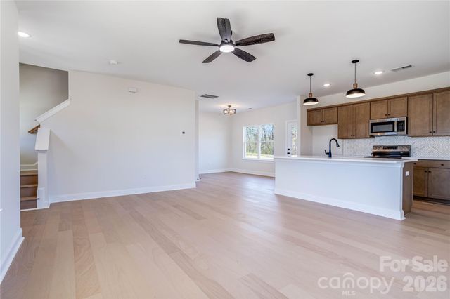 4659 Garys Place, Crouse, NC 28033