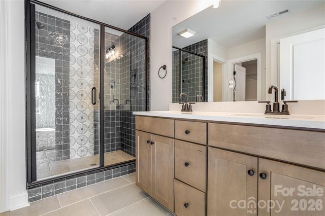 4659 Garys Place, Crouse, NC 28033