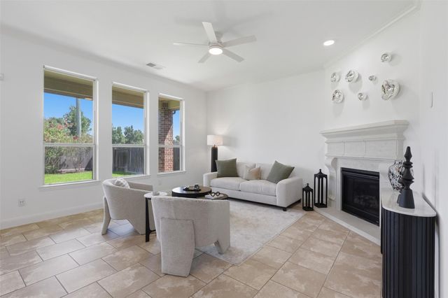6214 Pinewood Heights Drive, Spring, TX 77389