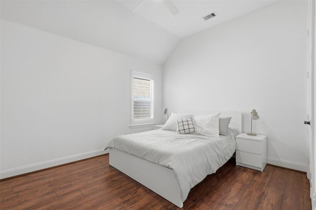 6214 Pinewood Heights Drive, Spring, TX 77389
