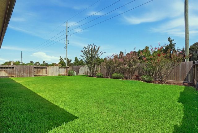 6214 Pinewood Heights Drive, Spring, TX 77389