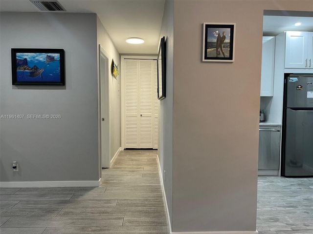 700 Layne Blvd 124, Hallandale Beach, FL 33009