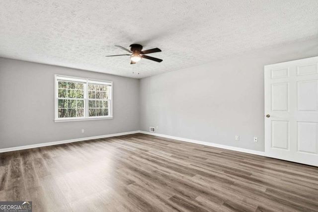 2401 Ebenezer Road SE, Conyers, GA 30094