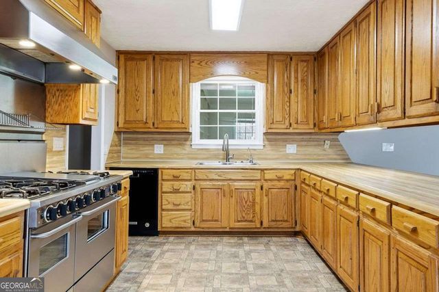 2401 Ebenezer Road SE, Conyers, GA 30094