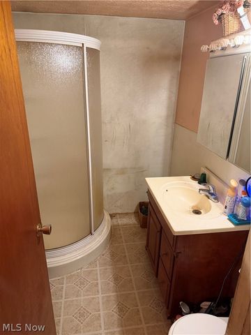 6029 Clay Street, Madison, OH 44057