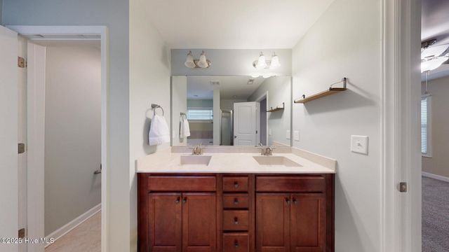 228 Copper Creek Drive, Winterville, NC 28590