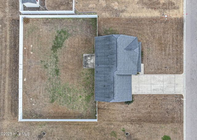 228 Copper Creek Drive, Winterville, NC 28590