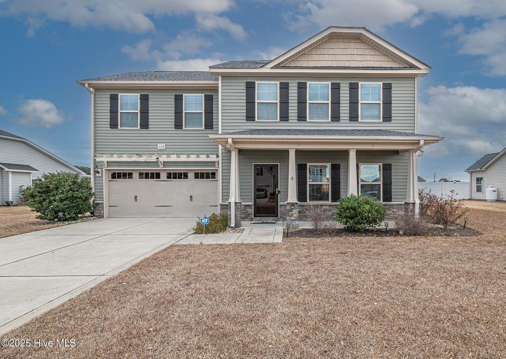 228 Copper Creek Drive, Winterville, NC 28590