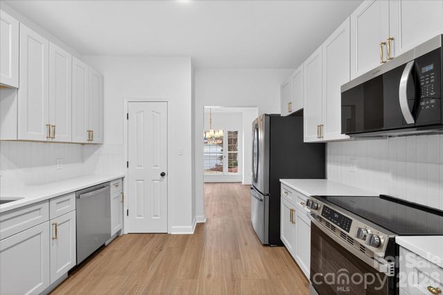 6917 Lenhart Drive, Charlotte, NC 28226