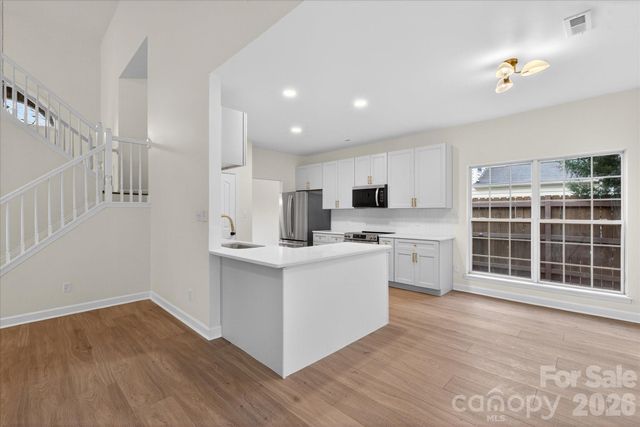 6917 Lenhart Drive, Charlotte, NC 28226