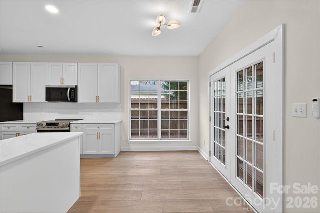 6917 Lenhart Drive, Charlotte, NC 28226