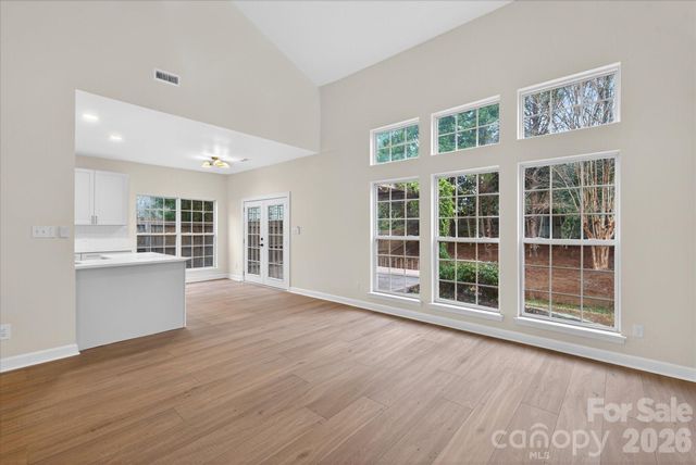 6917 Lenhart Drive, Charlotte, NC 28226