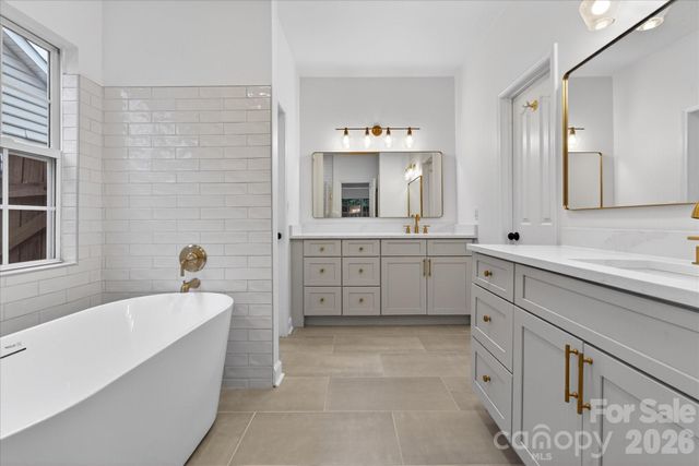 6917 Lenhart Drive, Charlotte, NC 28226