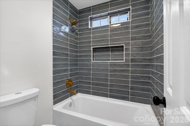 6917 Lenhart Drive, Charlotte, NC 28226