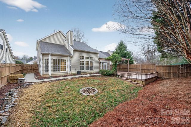 6917 Lenhart Drive, Charlotte, NC 28226