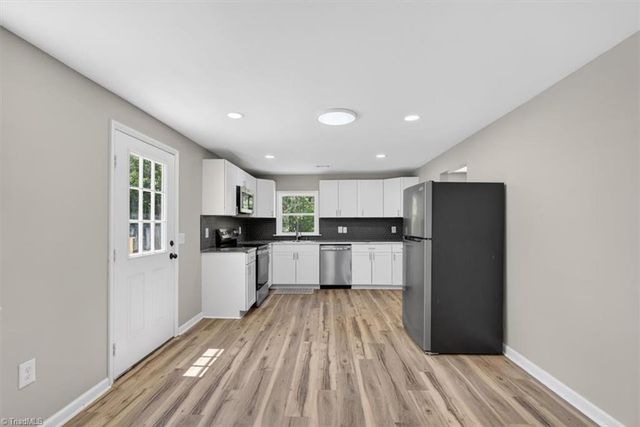 200 Eufola Road, Statesville, NC 28677
