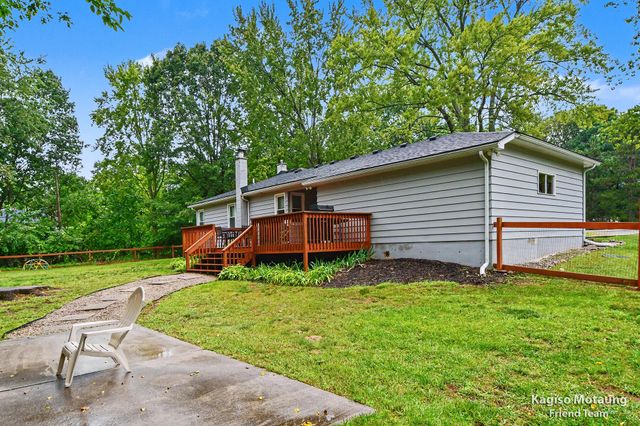4621 Whitneyville Avenue SE, Ada, MI 49301