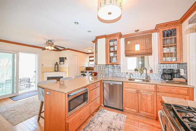 203 N Adams Street, Manchester, NH 03104
