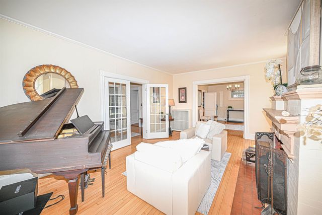 203 N Adams Street, Manchester, NH 03104