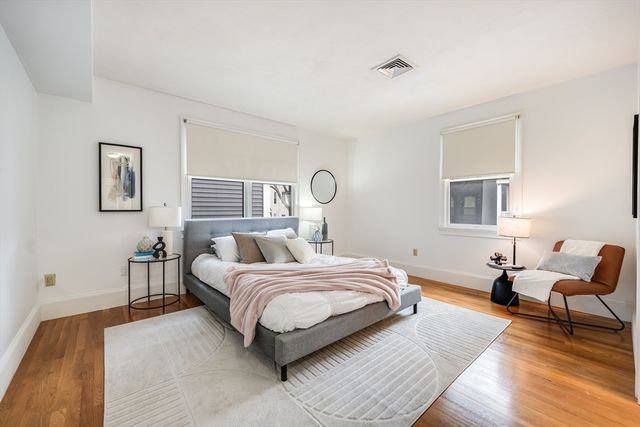 1520 Columbia Road 2, Boston, MA 02127
