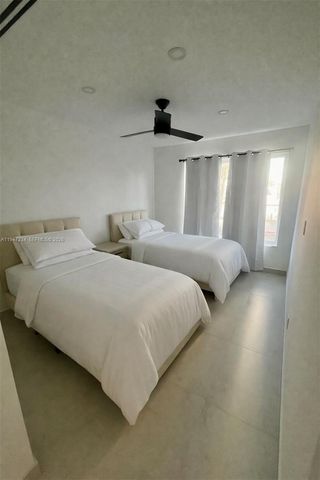 3822 NE 171st St 3822, North Miami Beach, FL 33160