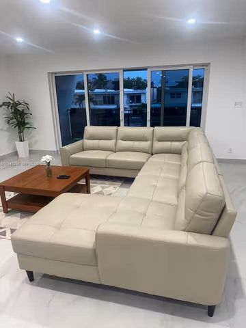 3822 NE 171st St 3822, North Miami Beach, FL 33160