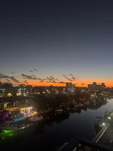 3822 NE 171st St 3822, North Miami Beach, FL 33160