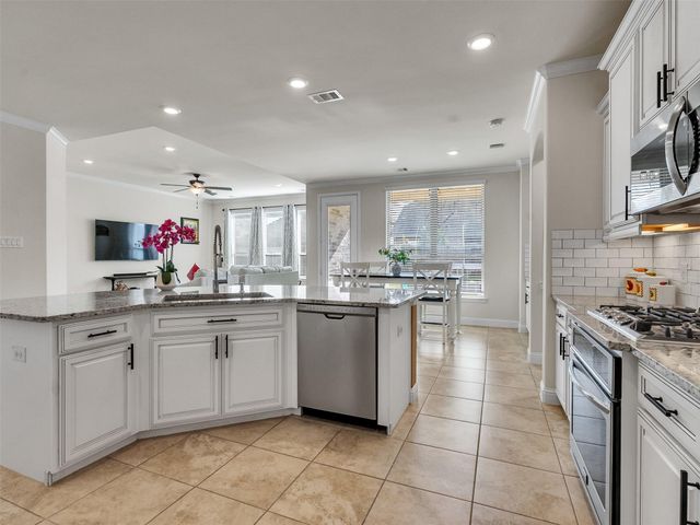 19115 Blooms Rise Drive, Tomball, TX 77377