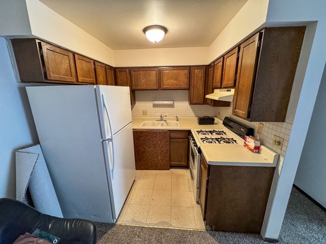 5500 W 127TH Street 4, Alsip, IL 60803