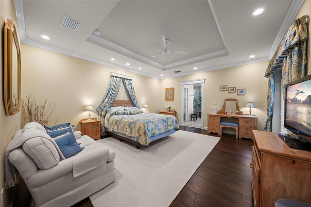 2440 ARLINGTON STREET, Sarasota, FL 34239