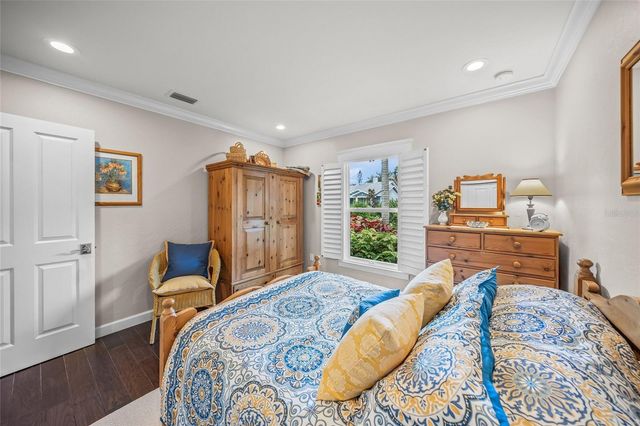 2440 ARLINGTON STREET, Sarasota, FL 34239