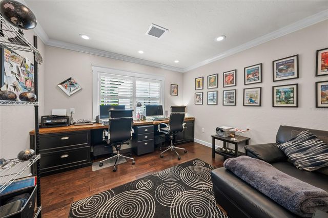 2440 ARLINGTON STREET, Sarasota, FL 34239