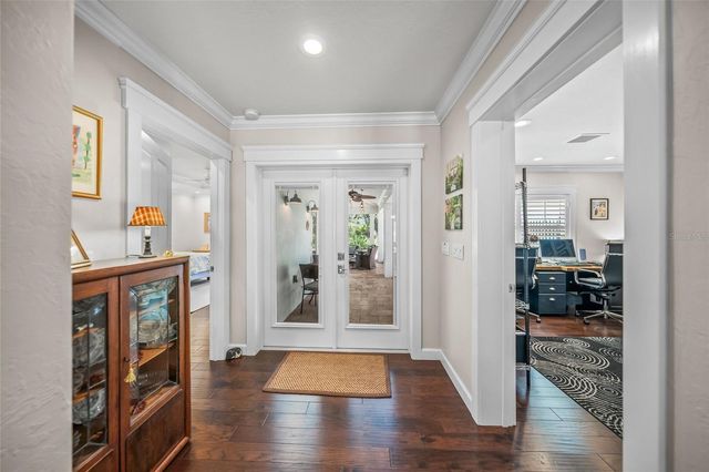 2440 ARLINGTON STREET, Sarasota, FL 34239