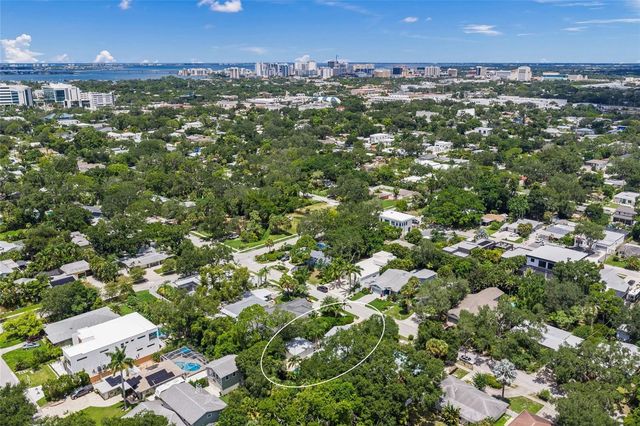 2440 ARLINGTON STREET, Sarasota, FL 34239