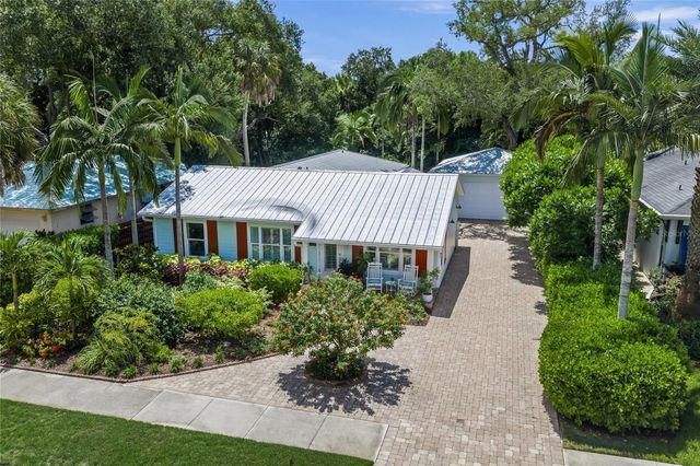 2440 ARLINGTON STREET, Sarasota, FL 34239