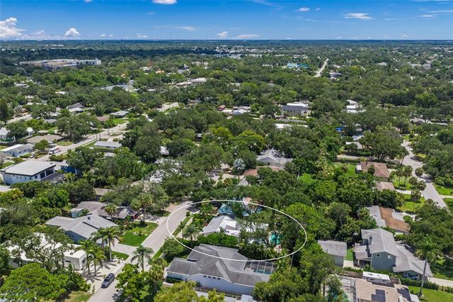 2440 ARLINGTON STREET, Sarasota, FL 34239