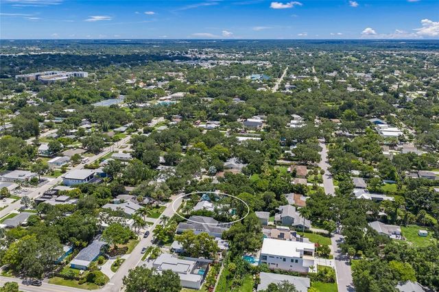 2440 ARLINGTON STREET, Sarasota, FL 34239