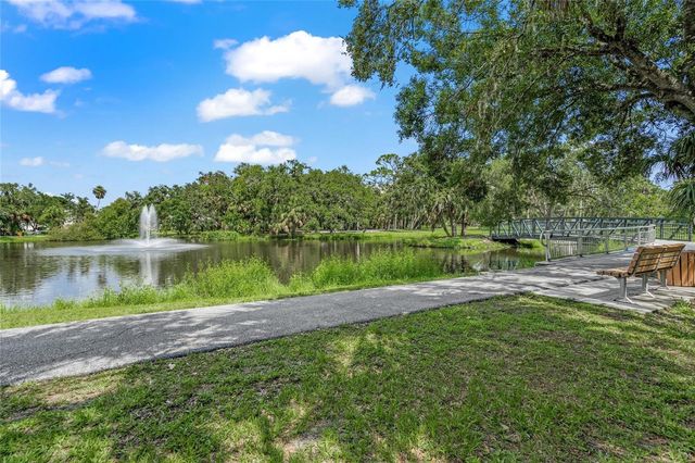 2440 ARLINGTON STREET, Sarasota, FL 34239