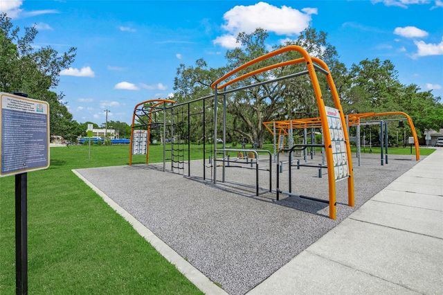 2440 ARLINGTON STREET, Sarasota, FL 34239