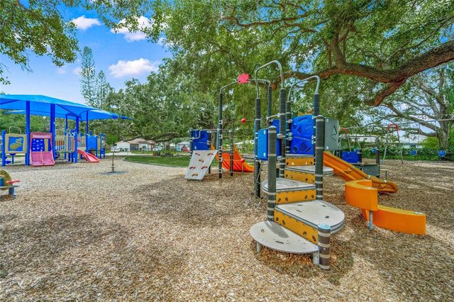 2440 ARLINGTON STREET, Sarasota, FL 34239