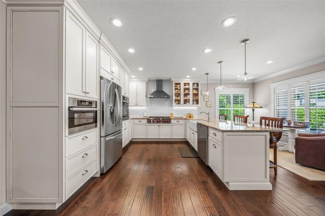 2440 ARLINGTON STREET, Sarasota, FL 34239