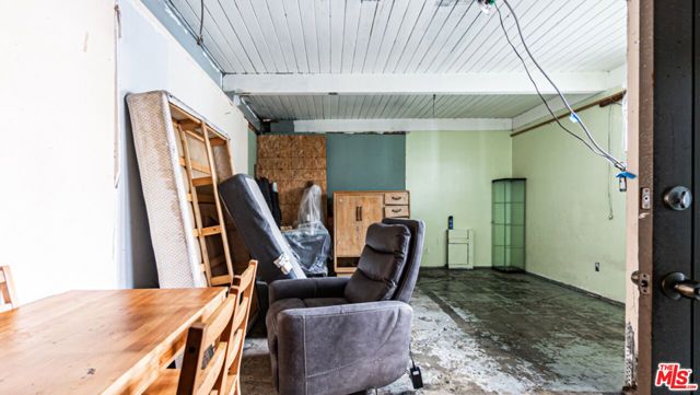 4913 Melrose Avenue, Los Angeles, CA 90029