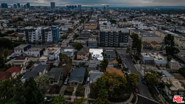 4913 Melrose Avenue, Los Angeles, CA 90029