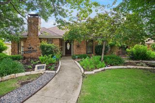 117 Meadowglen Circle, Coppell, TX 75019