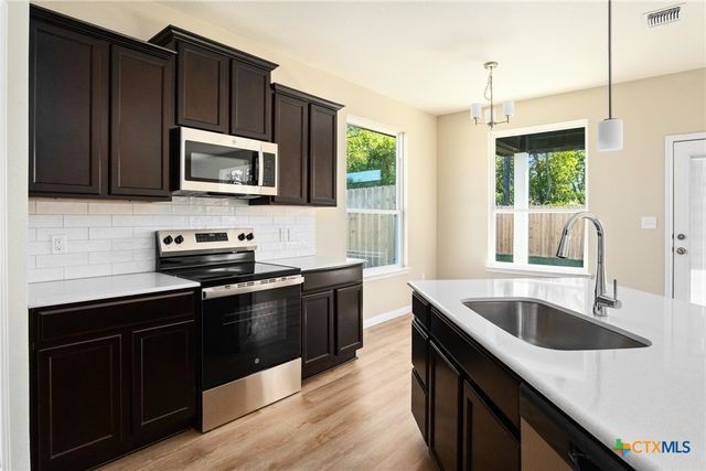 3211 Llano Alto Circle, Temple, TX 76504