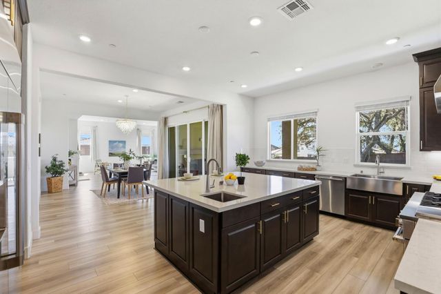 7080 Benevento Dr, El Dorado Hills, CA 95762