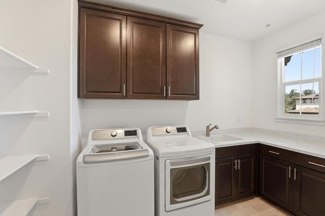 7080 Benevento Dr, El Dorado Hills, CA 95762