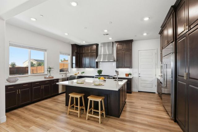 7080 Benevento Dr, El Dorado Hills, CA 95762