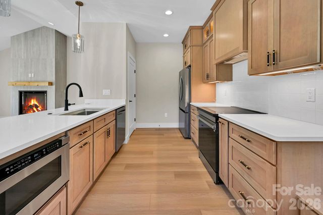 34 Mountain View Road, Asheville, NC 28805