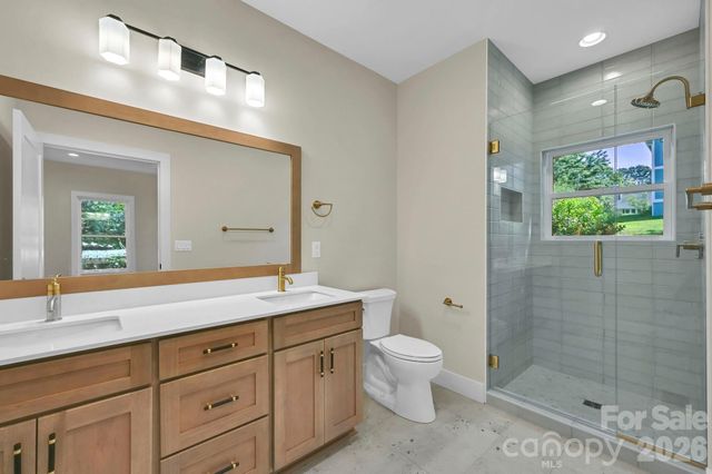 34 Mountain View Road, Asheville, NC 28805